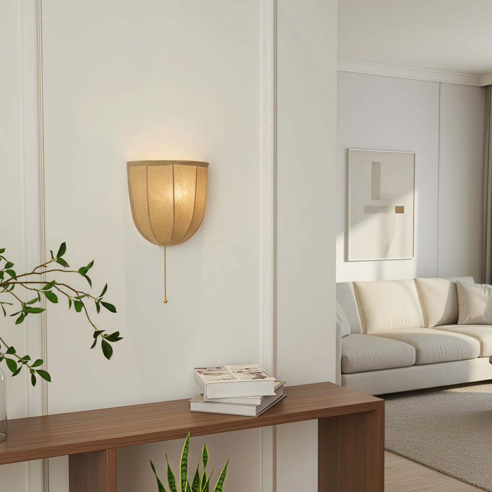 Fablune wandlamp in een woonkamer