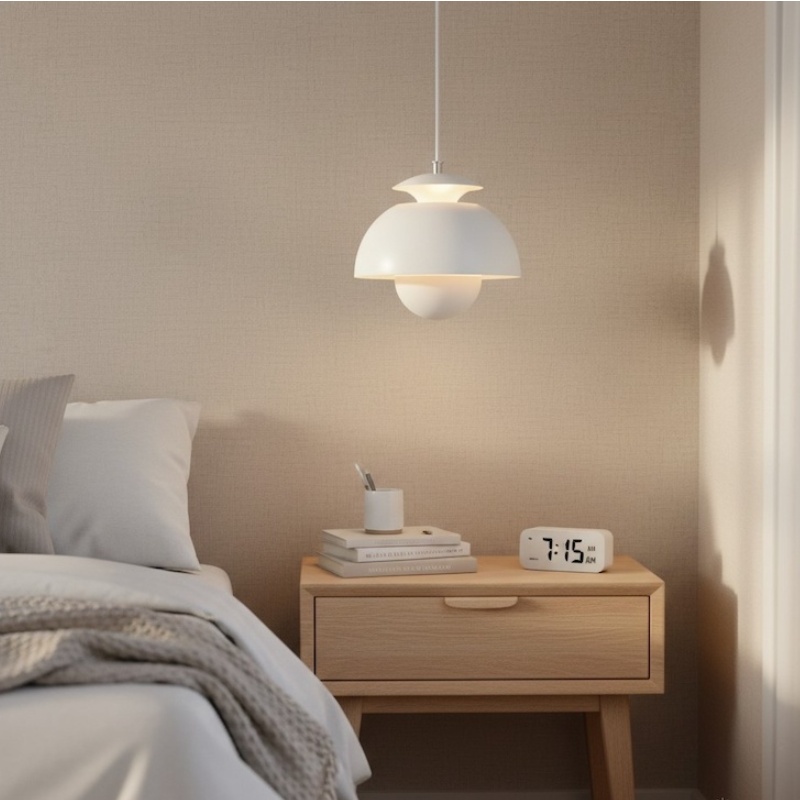 Orin witte hanglamp in slaapkamer