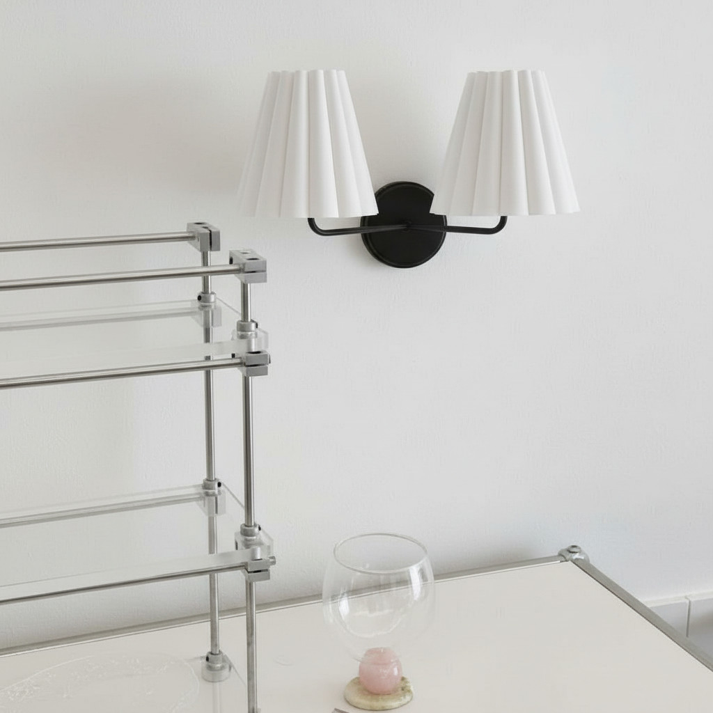 Ruffmeto wandlamp bij wastafel