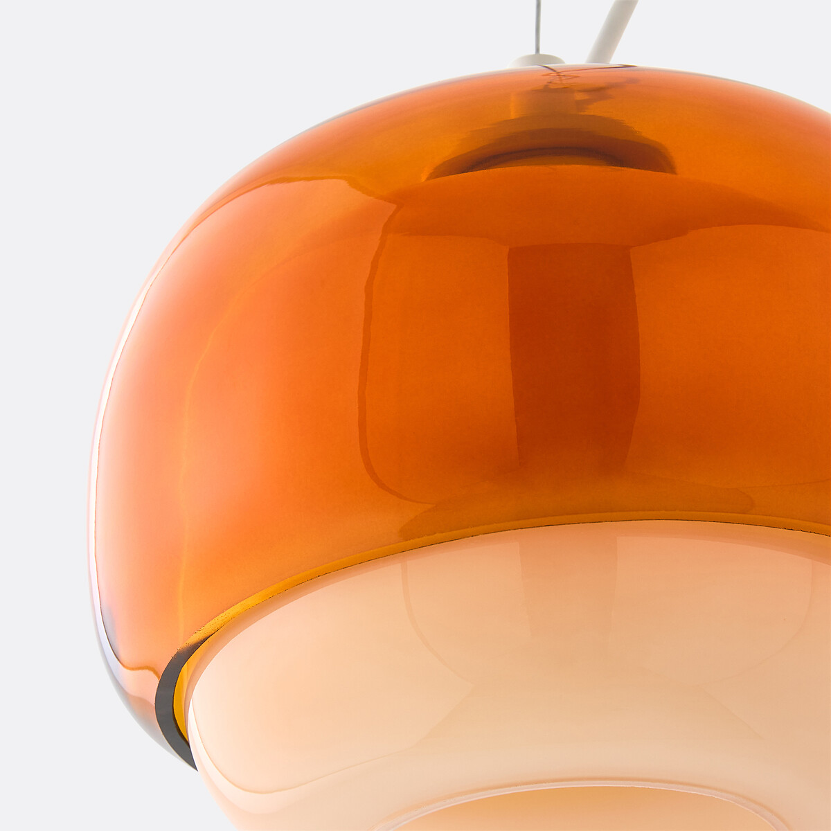 Oranje glazen kap detail