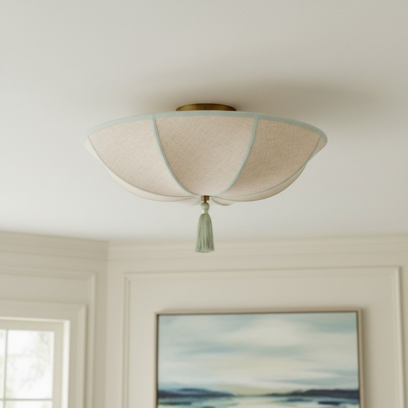 Valoflor plafondlamp in lichte kamer