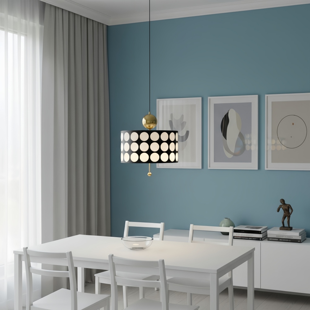 Dotrelia hanglamp in een lichte eetkamer