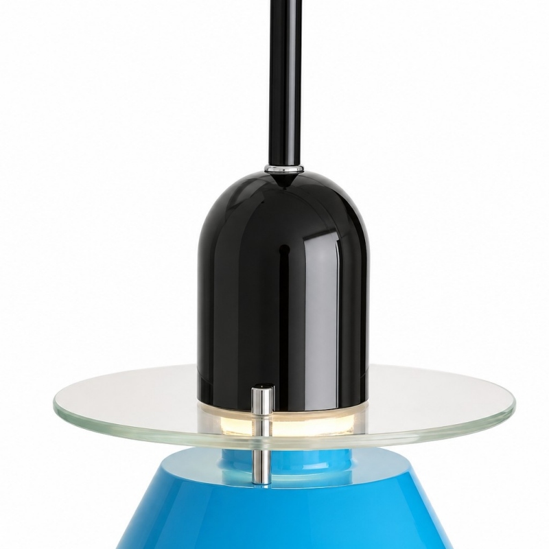 Detail van blauwe Moxellan hanglamp