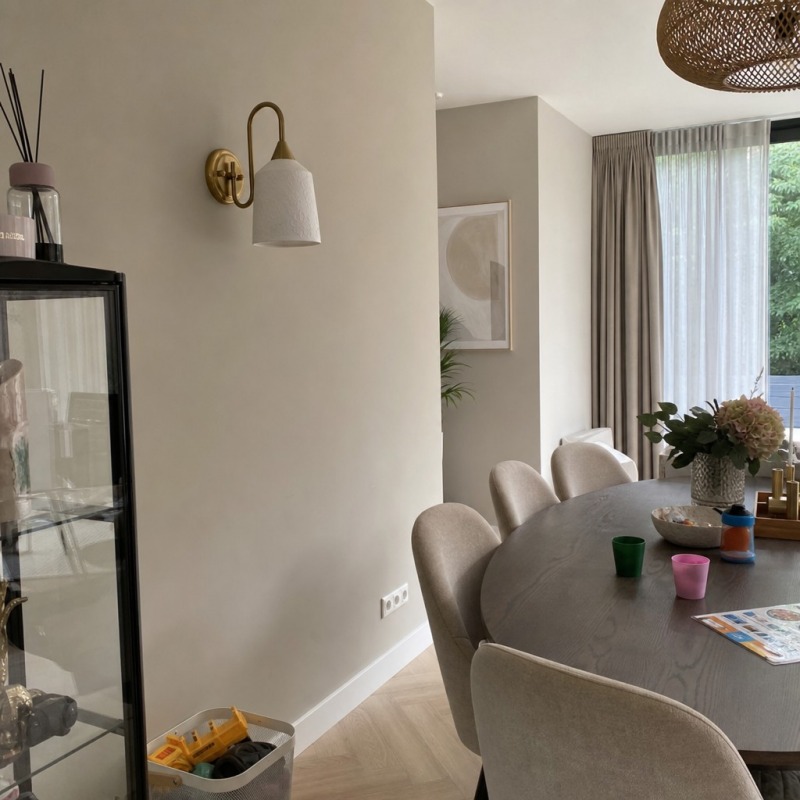 Klantfoto van de Celvane wandlamp in eetkamer