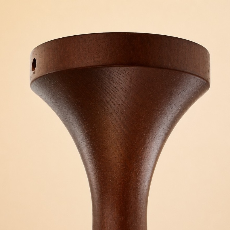 Detail van de houten plafondbasis