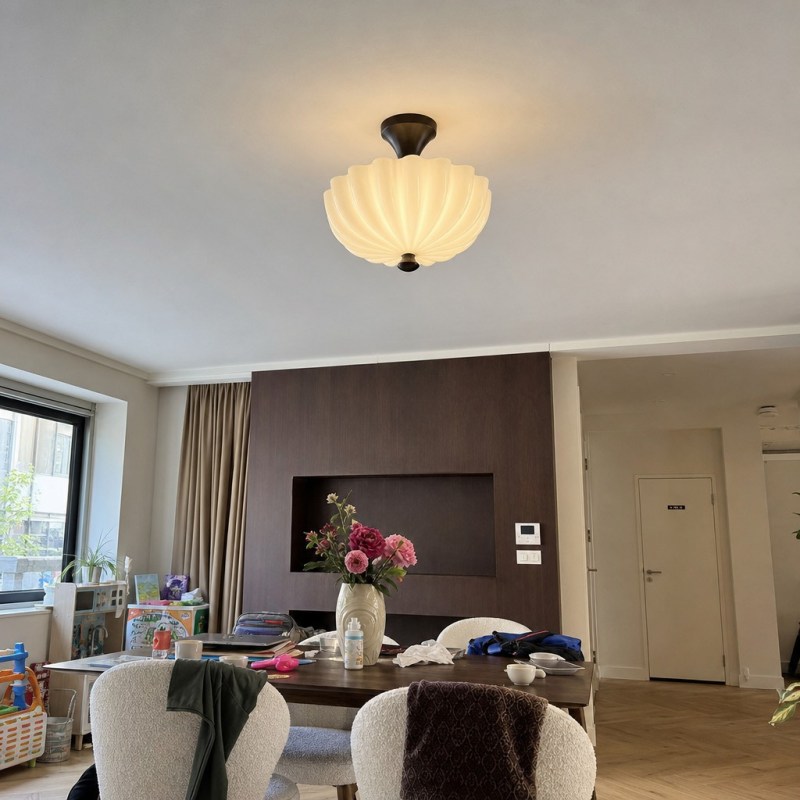 Durnic plafondlamp met warme gloed in interieur