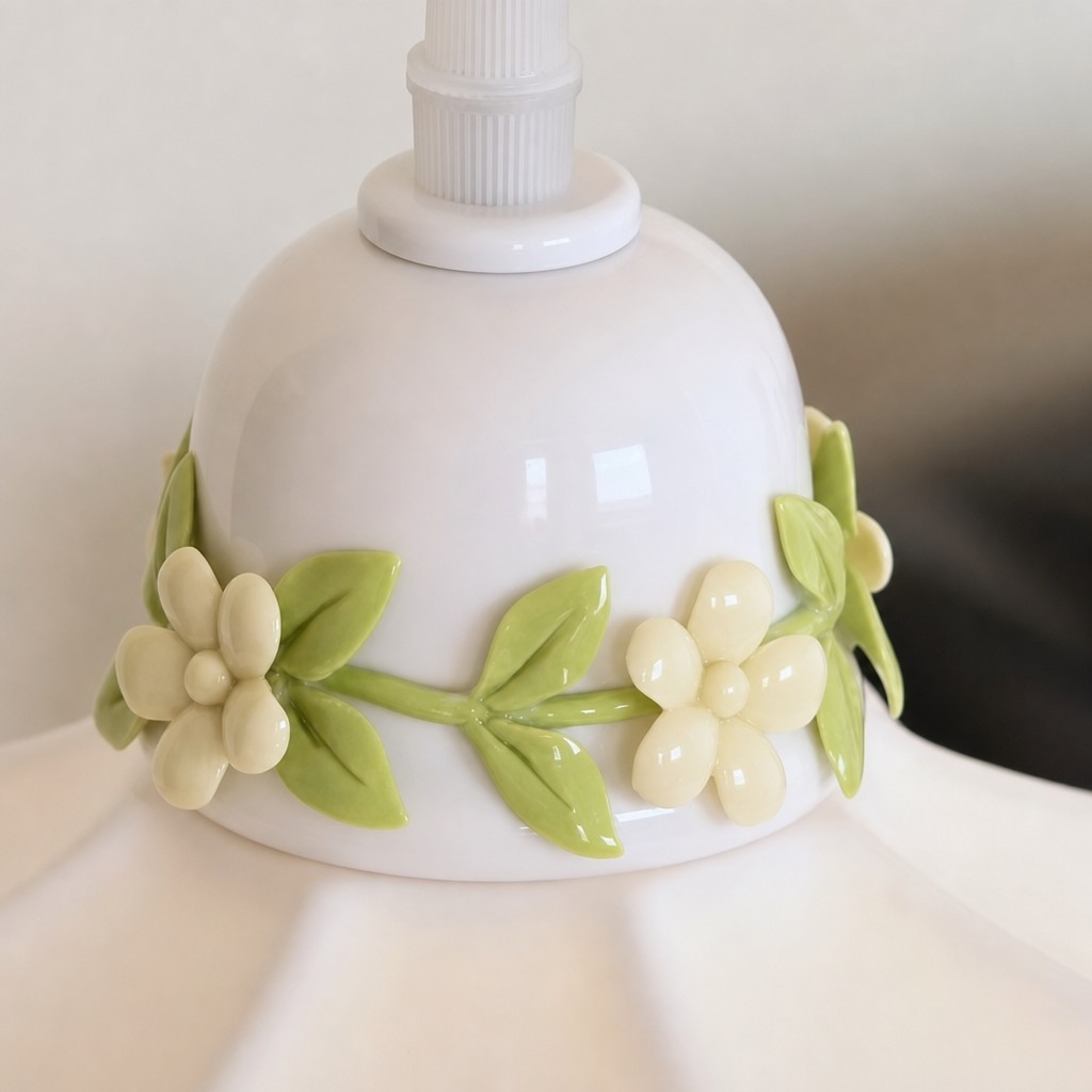 Close-up of Cazelle ceramic flower detail