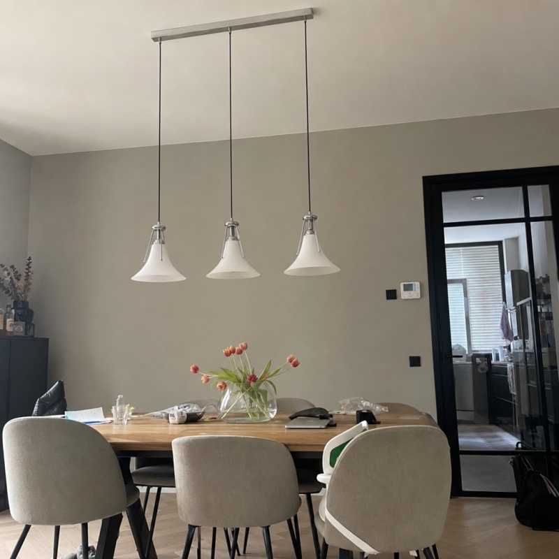 Klantfoto van Magnolia hanglampen in eetkamer