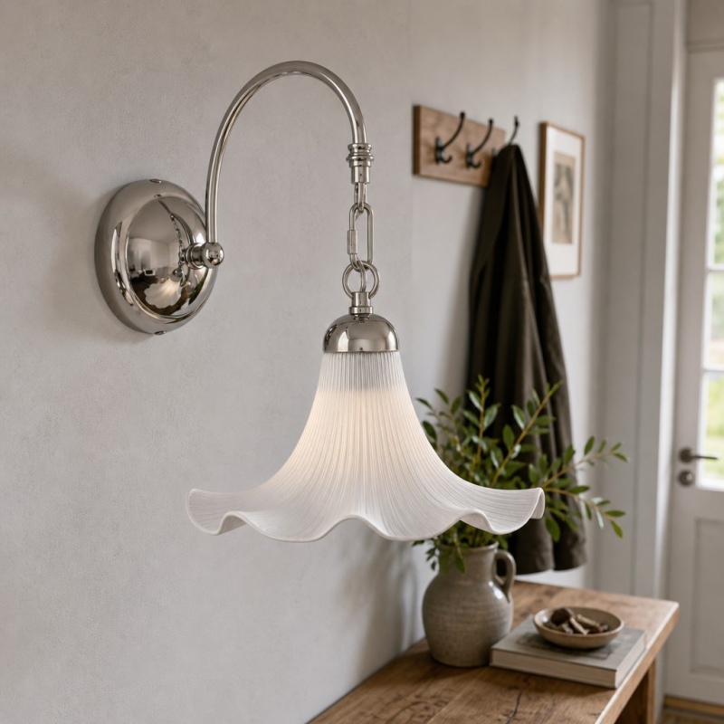 Cazelle wandlamp bij een haltafel