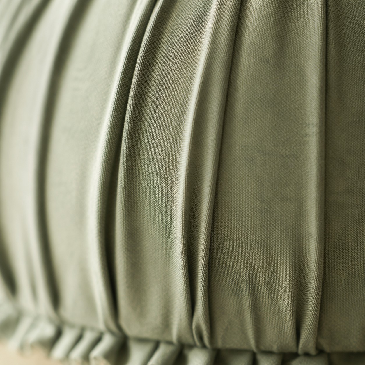 Close-up of the pleated fabric shade