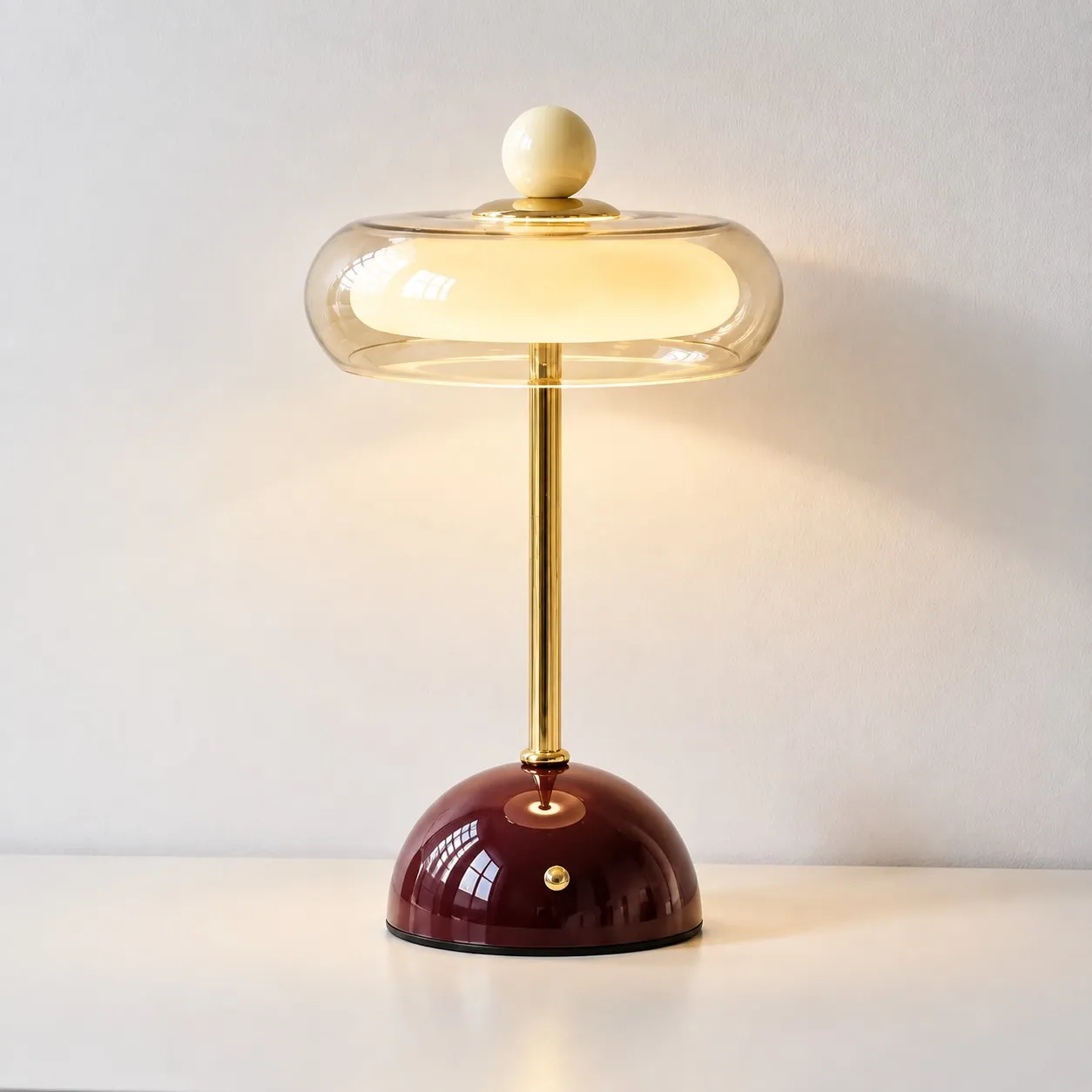 Veloura table lamp in Burgundy
