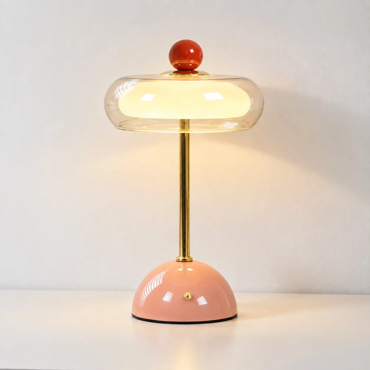 Veloura table lamp in Pink